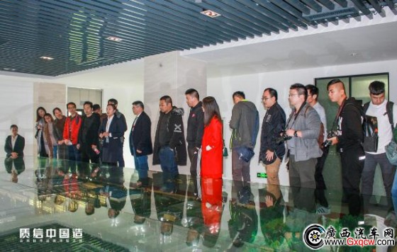 1542959802740055.jpg 1.jpg