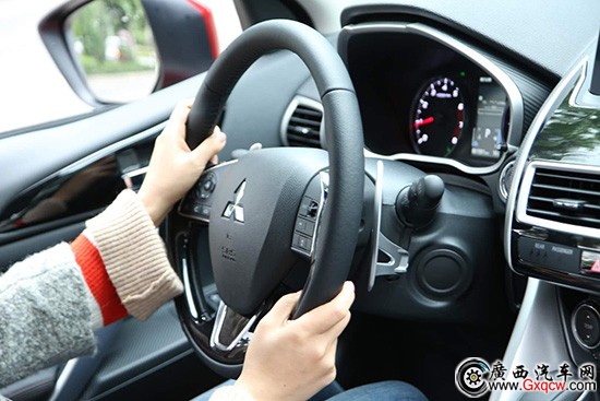 1553390811533271.jpg 921327233298849883.jpg